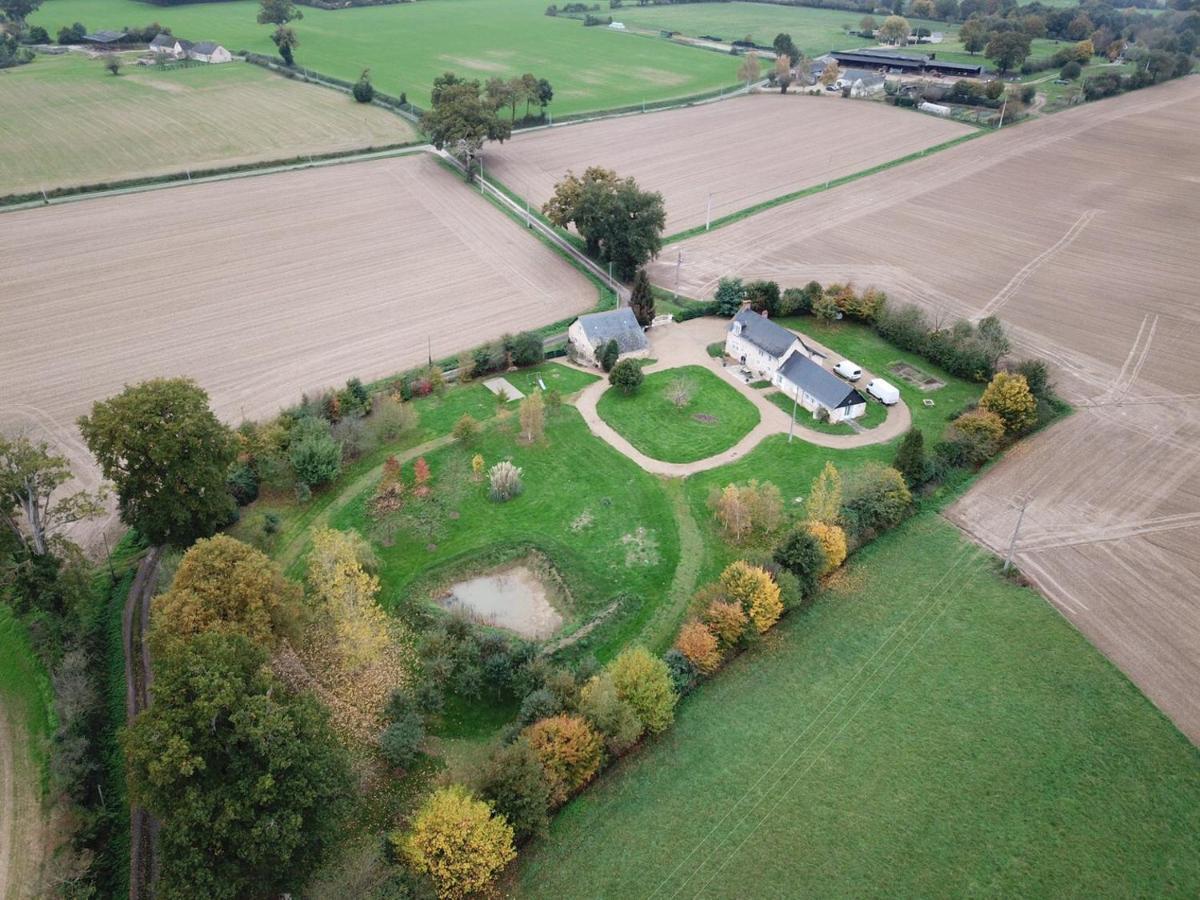 La Haye Georget Bed and Breakfast Feneu Exteriör bild